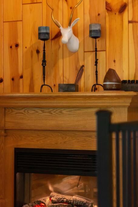 Hygge Up North Cabin Traverse City Exterior photo