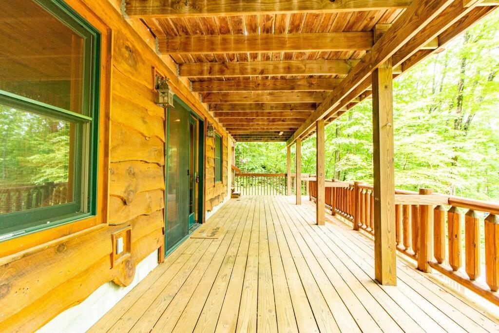 Hygge Up North Cabin Traverse City Exterior photo