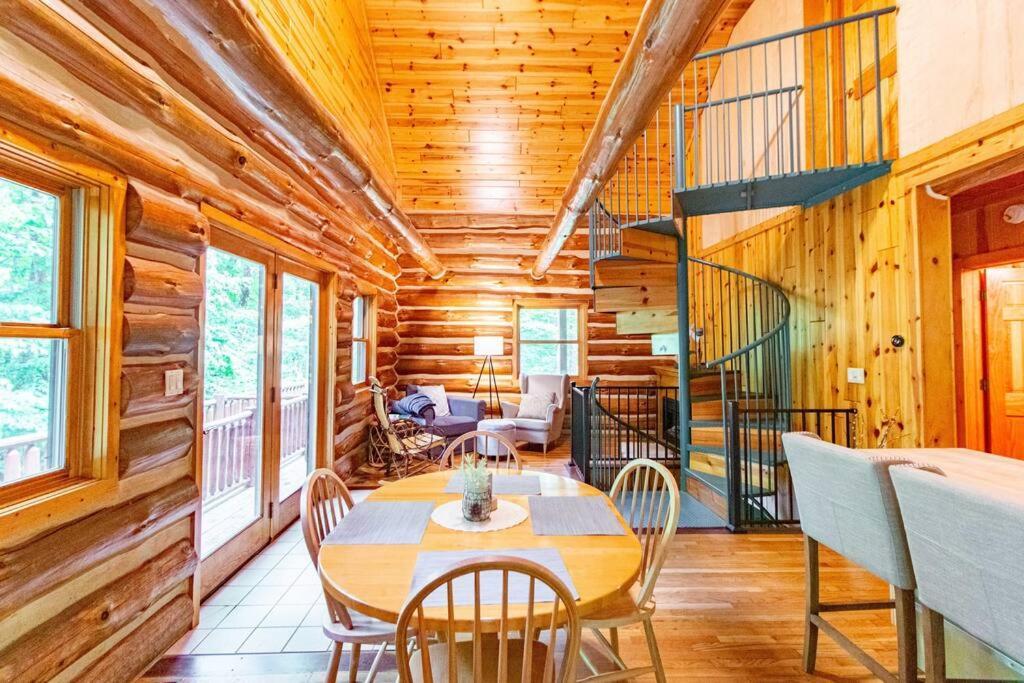 Hygge Up North Cabin Traverse City Exterior photo