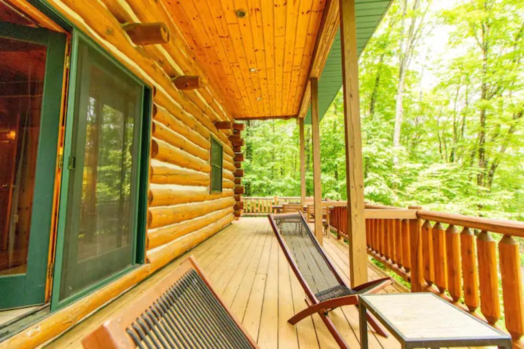 Hygge Up North Cabin Traverse City Exterior photo