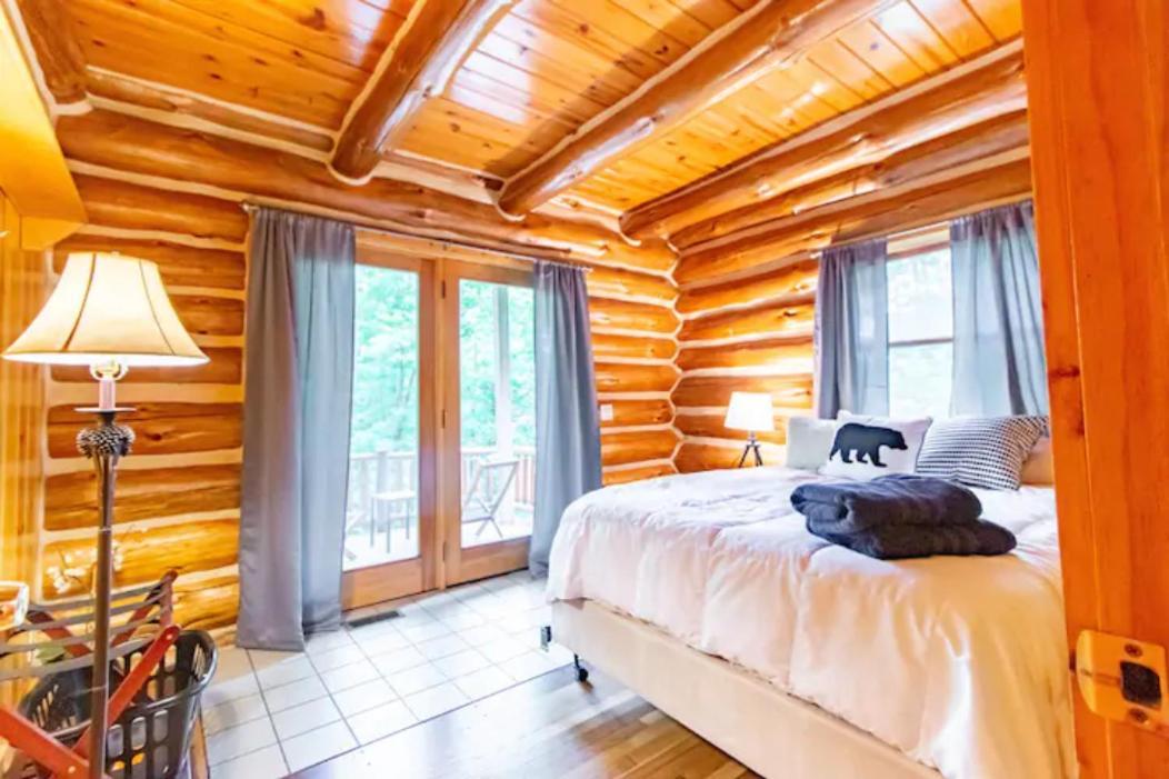 Hygge Up North Cabin Traverse City Exterior photo